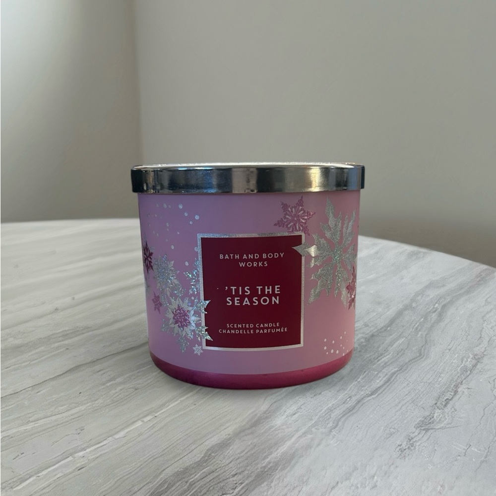NEW Bath & Body Works ‘ Tis the Season Scented Candle